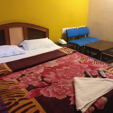 Hotel Skyland Бангалор Екстериор снимка