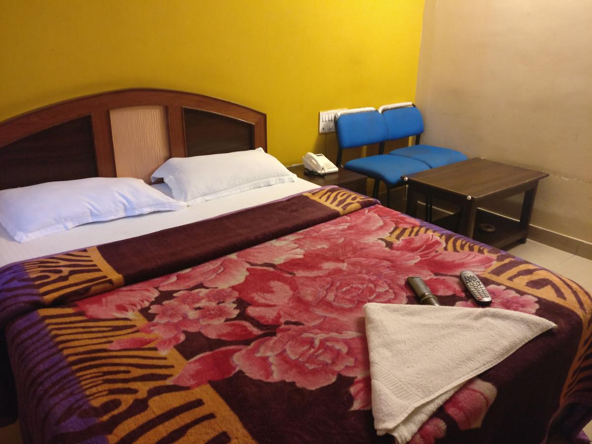 Hotel Skyland Бангалор Екстериор снимка