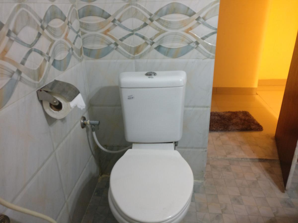 Hotel Skyland Бангалор Екстериор снимка